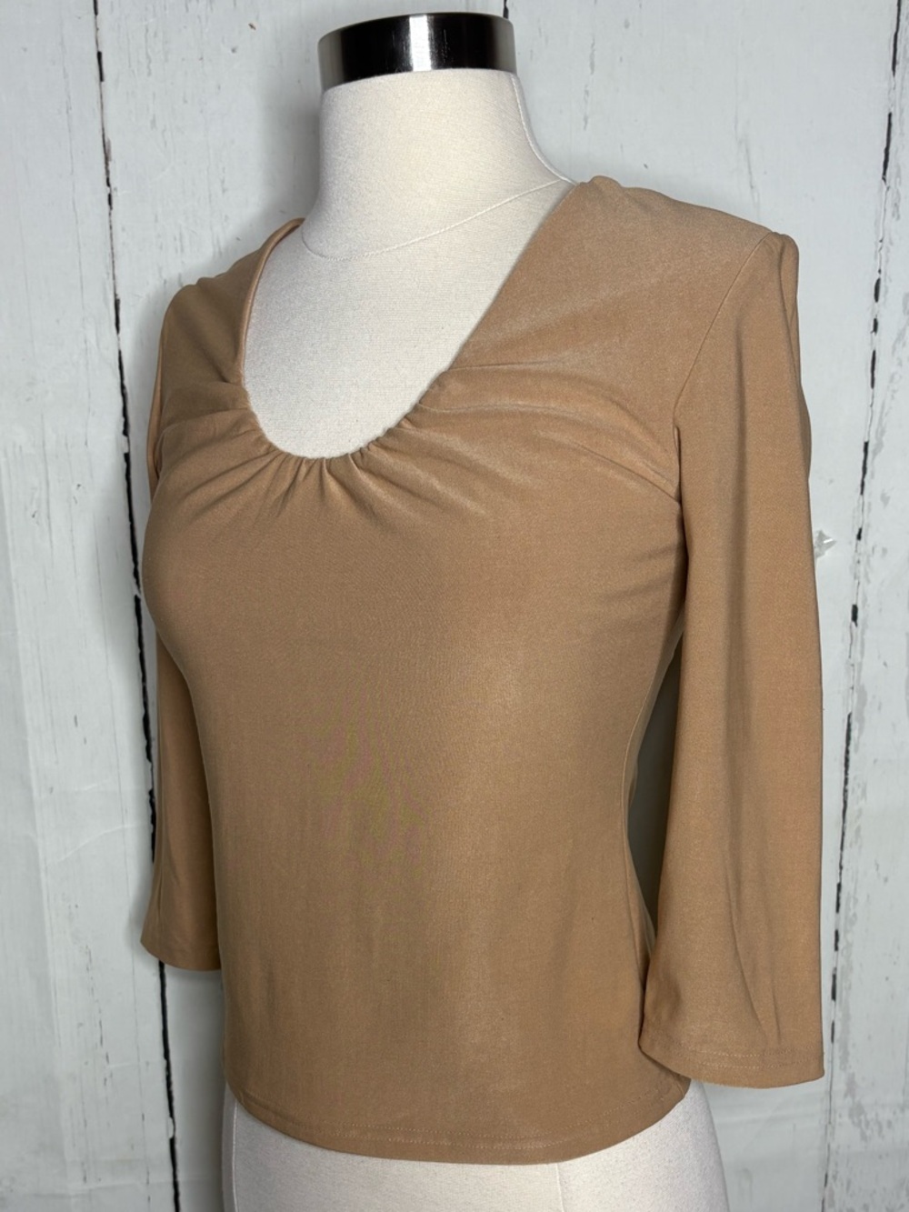 Express Scoop Neck Long Sleeve Top - Camel/Tan